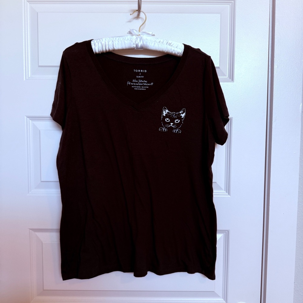 Torrid Slim Fit V-Neck Tee - Cat in Pocket